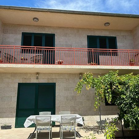 Apartman Marita Jezera Exteriér fotografie