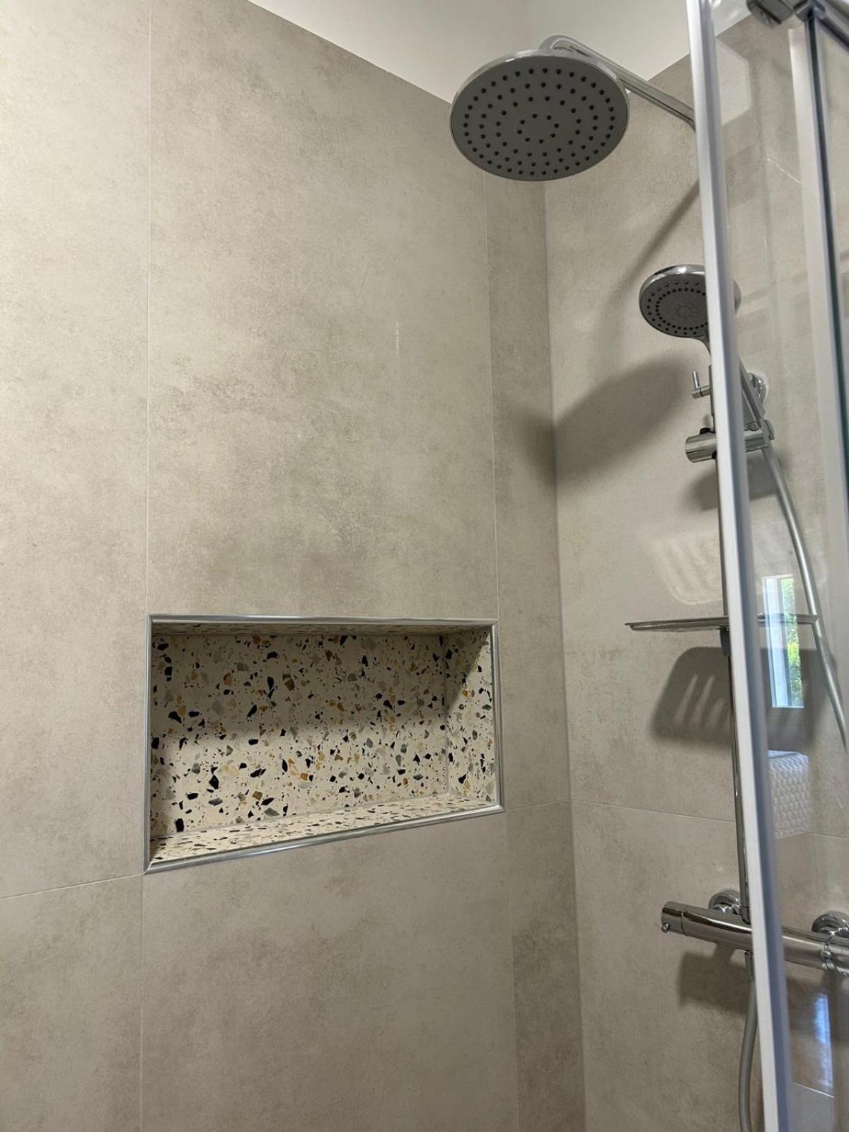 Apartman Marita Jezera Exteriér fotografie