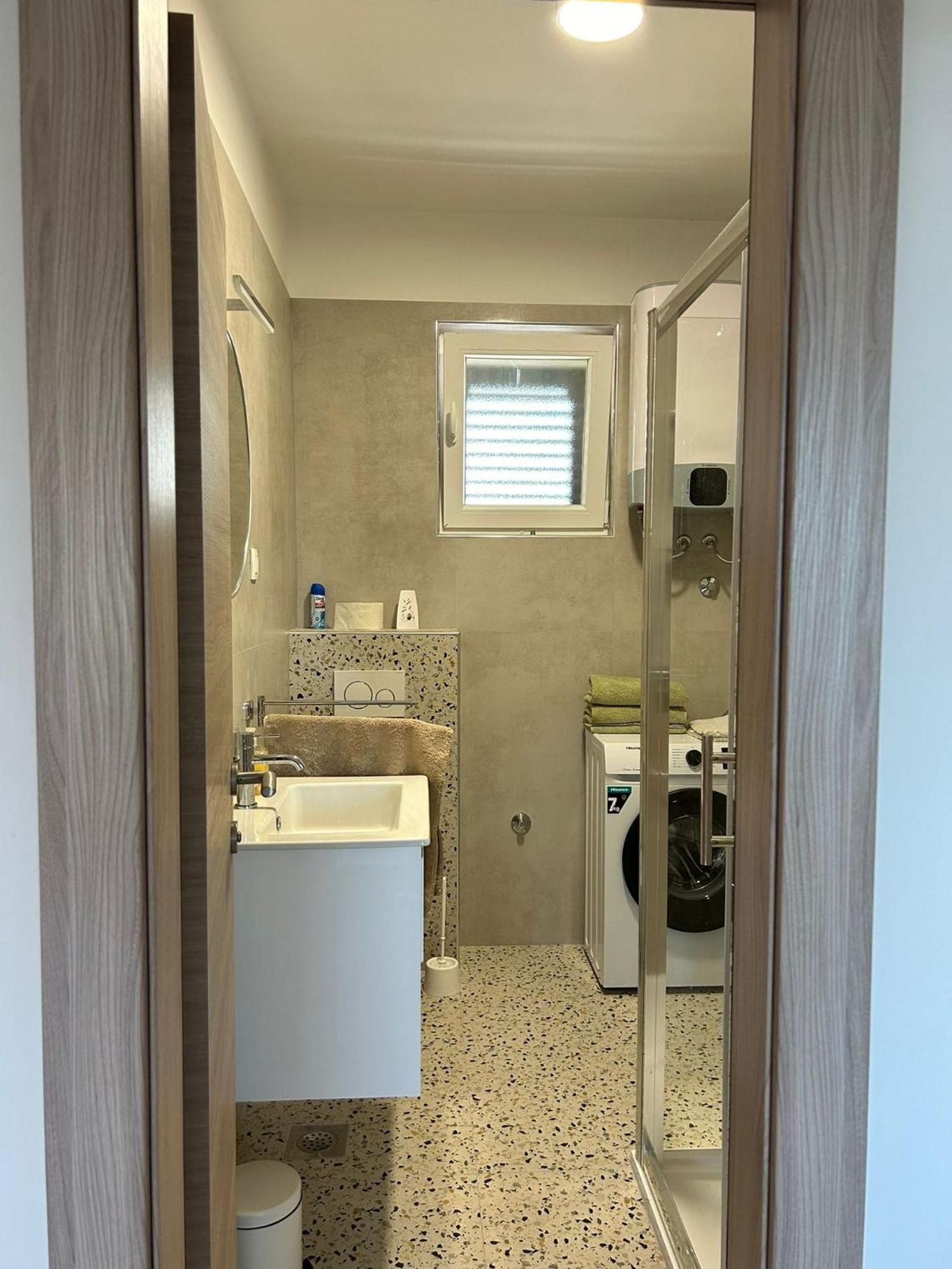 Apartman Marita Jezera Exteriér fotografie